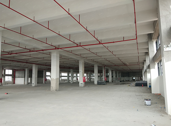 住宅地下停车场.jpg
